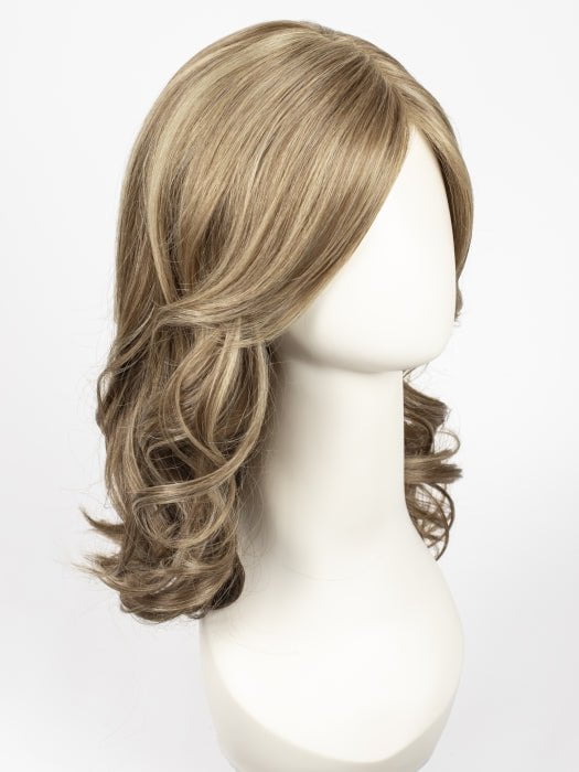 MOCHA-TRUFFLE | A Mid Beige Brown Base Color with Creamy Mocha Blonde Highlights