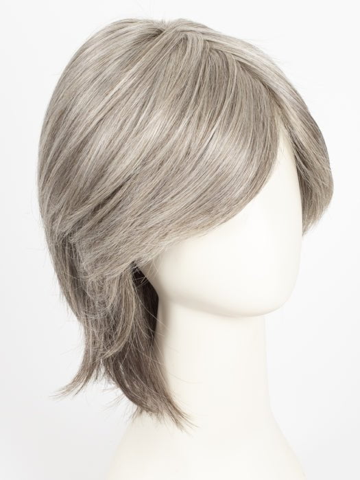 RL119G SILVER AND SMOKE | Light Brown with 80% Gray in Front Gradually into 50% Gray Towards the Nape