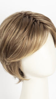 MOCHACCINO-R | Rooted Medium Warm Blonde with Chocolate Undertones and Creamy Blonde Highlights