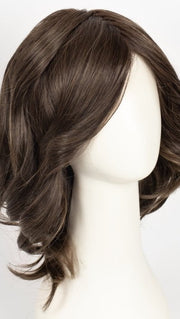 RL8/12SS ICED MOCHA | Medium Brown shaded with Dark Blonde