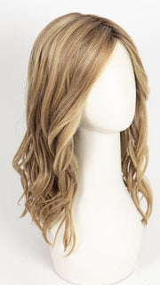 RL14/25SS | Shaded Honey Ginger | Dark Blonde Evenly Blended with Medium Golden Blonde With Dark Roots