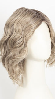 GF17-23SS ICED LATTE MACCHIATO | Honey Blonde shaded with Cool Blonde with Dark Roots
