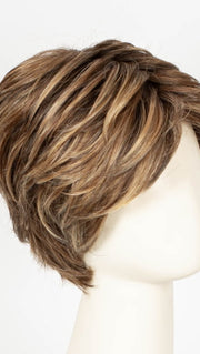 17/23/R8 | Beige Blonde and Auburn Blended with Medium Brown Roots