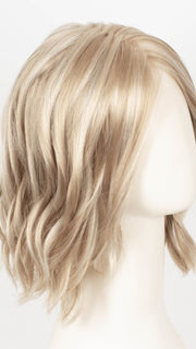 LIGHT BLONDE | 2 toned blend of Creamy Blonde with Champagne highlights