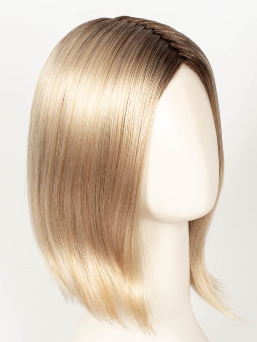 FS24/102S12 LAGUNA BLONDE | Light Natural Gold Blonde with Pale Natural Gold Blonde bold highlights, Shaded with Light Gold Brown