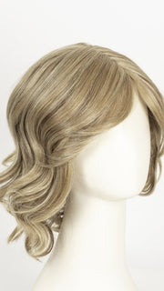 RL16/88 PALE GOLDEN HONEY | Dark Natural Blonde Evenly Blended with Pale Golden Blonde
