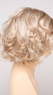 LIGHT BLONDE | 2 toned blend of Creamy Blonde with Champagne highlights