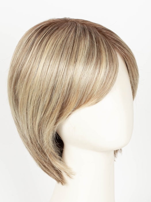 12FS12 MALIBU BLONDE | Light Gold Brown, Light Natural Gold Blonde, Pale Natural Gold-Blonde Blend, Shaded with Light Gold Brown