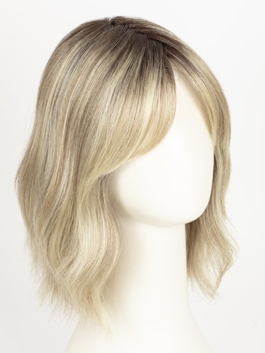 22F16S8 VENICE BLONDE | Light Ash Blonde and Light Natural Blonde Blend Shaded with Medium Brown