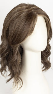8RH14 MOUSSE CAKE | Medium Brown with 33% Medium Natural Blonde Highlights