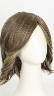 RL11/25 GOLDEN WALNUT | Medium Light Brown Evenly Blended with Medium Golden Blonde