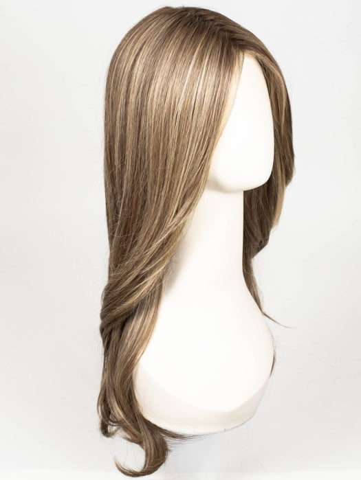 RL11-25SS SHADED HONEY PECAN | Chestnut Brown base blends into multi-dimensional tones of Brown and Golden Blonde