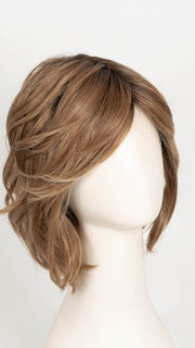 RL14/25SS SHADED HONEY GINGER | Dark Blonde Evenly Blended with Medium Golden Blonde With Dark Roots