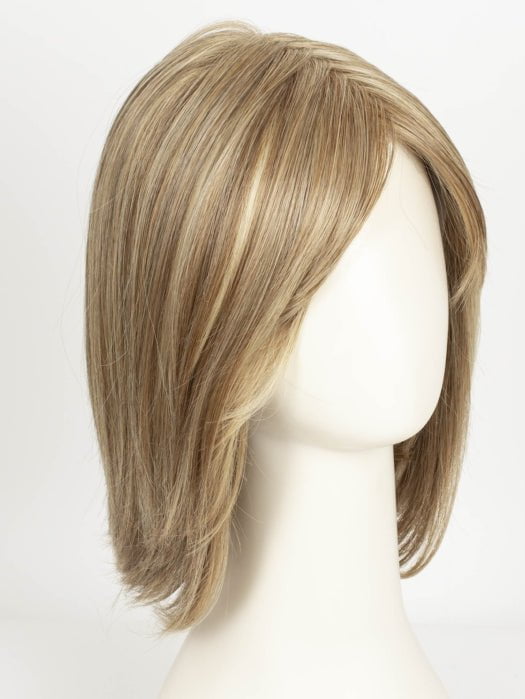 RL13/88 Golden Pecan | Neutral Medium Blonde With Pale Honey Blonde Highlights