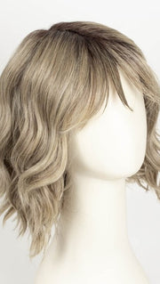 GF17-23SS ICED LATTE MACCHIATO | Honey Blonde shaded with Cool Blonde with Dark Roots