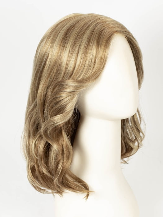 DARK BLONDE | 2 toned blend of Dark Honey Blonde with Lighter Blonde highlights