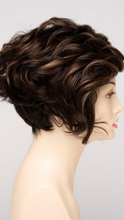 AMARETTO CREAM | Dark Brown roots with overall Medium Brown base with Honey Blonde highlights