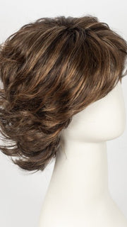 SS8/29 SHADED HAZELNUT | Rich Medium Brown Evenly Blended with Golden Blonde Highlights with dark roots