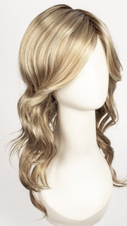 12FS8 | Light Gold Brown, Light Natural Gold Blonde and Pale Natural Gold-Blonde Blend, Shaded with Medium Brown