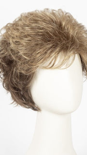 10/26TT FORTUNE COOKIE | Light Brown and Medium Red-Gold Blonde Blend with Light Brown Nape
