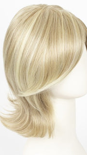 22F16 | Black Tie Blonde : Champagne Blonde & Ash Blonde Blend w/ Ash Blonde Nape