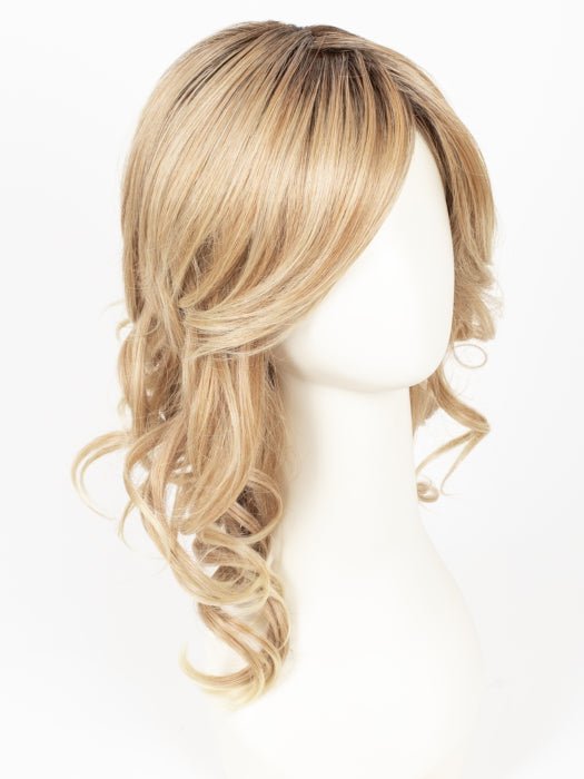 27T613S8  | Medium Red-Gold Blonde and Light Gold Blond Blend with Tips, Shaded with Dark Gold Brown
