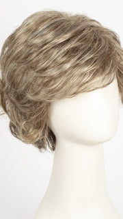 10/22TT | Light Brown and Light Natural Blonde Blend with Light Brown Nape