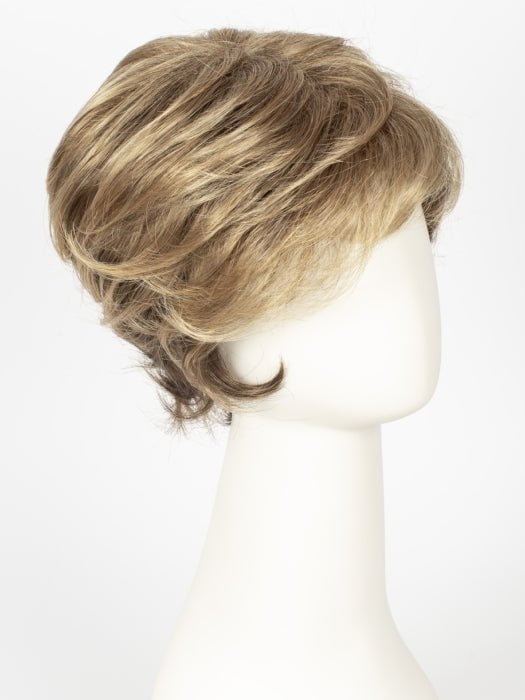 10/26TT FORTUNE COOKIE  | Light Brown and Medium Red-Gold Blonde Blend with Light Brown Nape