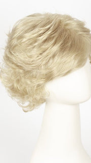 22 | VANILLA BEAN | Light Ash Blonde