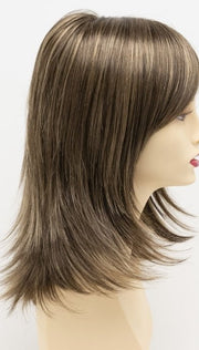 24/18 FROSTED | Light Brown with Wheat Blonde blended highlights