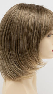 24/18 FROSTED | Light Brown with Wheat Blonde blended highlights
