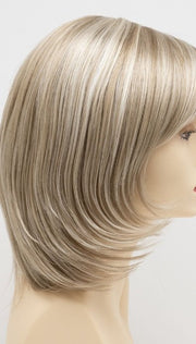 LIGHT BLONDE | 2 toned blend of Creamy Blonde with Champagne highlights