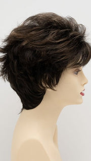 AMARETTO CREAM | Dark Brown roots with overall Medium Brown base with Honey Blonde highlights