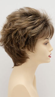 GOLDEN NUTMEG | Medium Brown roots with overall Warm Cinnamon base and Golden Blonde hightlights