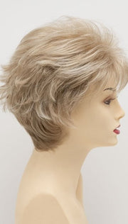 LIGHT BLONDE | 2 toned blend of Creamy Blonde with Champagne highlights