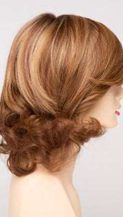 GOLDEN NUTMEG | Medium Brown roots with overall Warm Cinnamon base and Golden Blonde hightlights