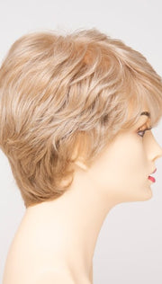 LIGHT BLONDE | 2 toned blend of Creamy Blonde with Champagne highlights