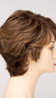TOASTED SESAME |  Medium Brown roots with overall Warm Cinnamon base and Golden Blonde hightlights