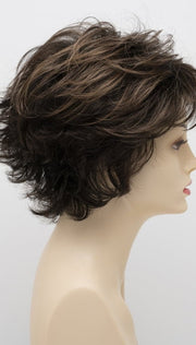 AMARETTO CREAM | Dark Brown roots with overall Medium Brown base with Honey Blonde highlights