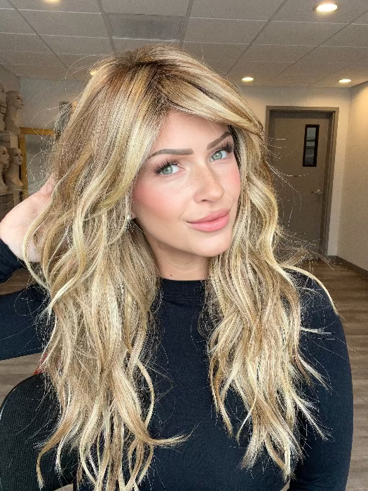 https://www.wigoutlet.com/cdn/shop/files/California_beach_waves_tressallure_14_26_R10_Madeline_5.heic?v=1771871630&width=1946