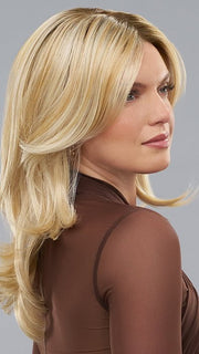 FS24/102S12 LAGUNA BLONDE | Light Natural Gold Blonde with Pale Natural Gold Blonde bold highlights, Shaded with Light Gold Brown