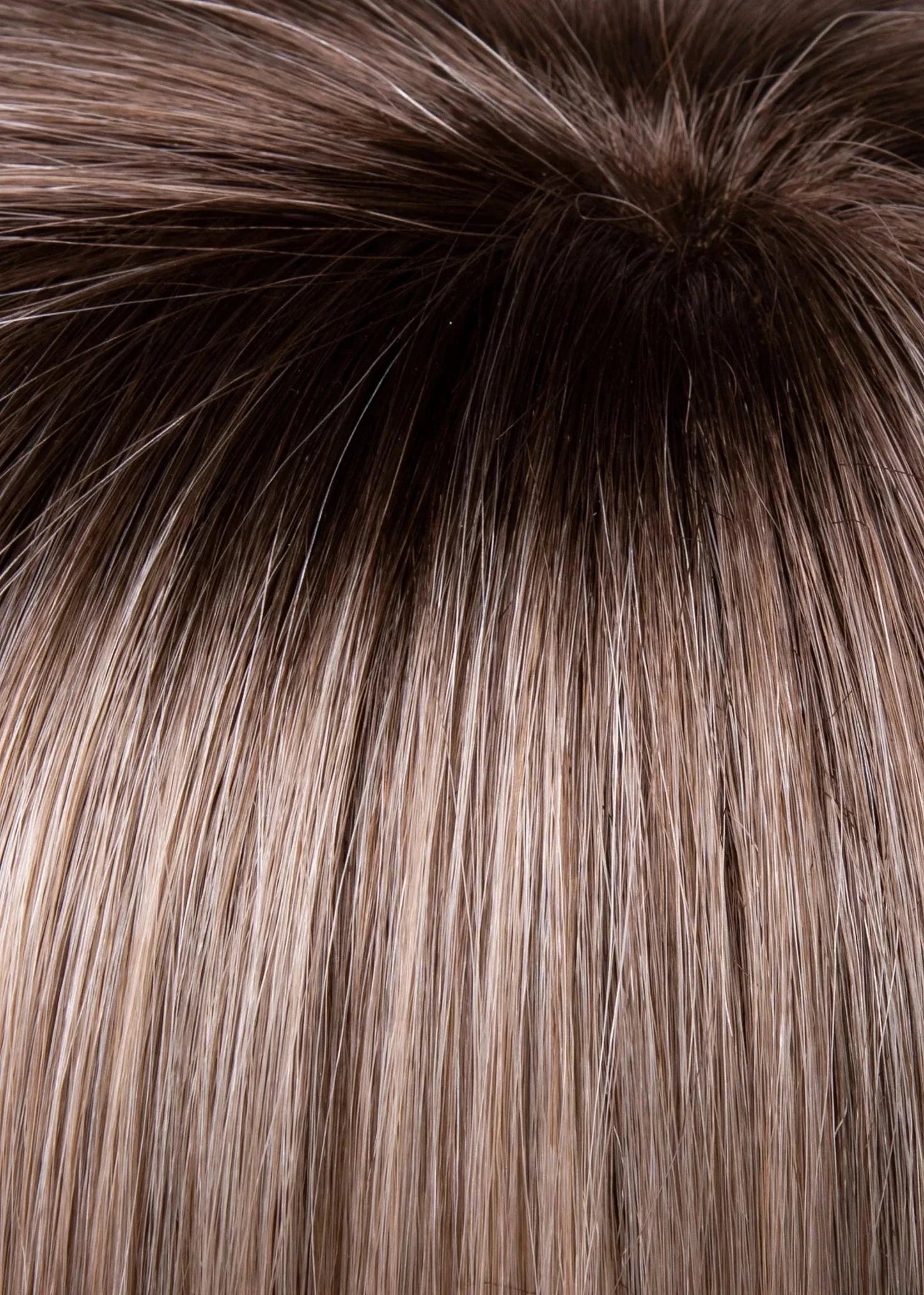 CHAMPAGNE SHADOW | Soft Dark Blonde with Platinum Highlights and Chestnut Roots