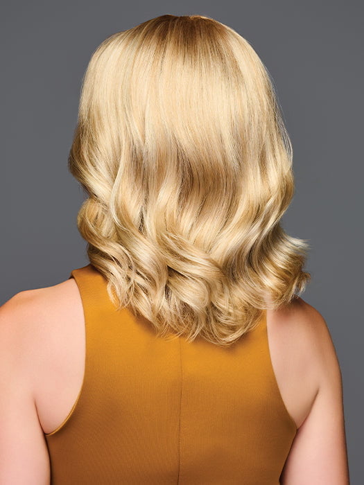 Model is wearing GL14-22SS | SS SANDY BLONDE | Dark golden blonde base blends into multi-dimensional tones of medium gold blonde and light beige blonde. 