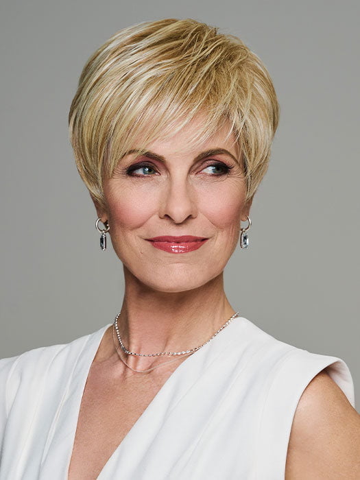 Model is wearing DREAM DEBUT in LIGHT-BLONDE | Medium Blonde Streaked with Pale Gold Highlights