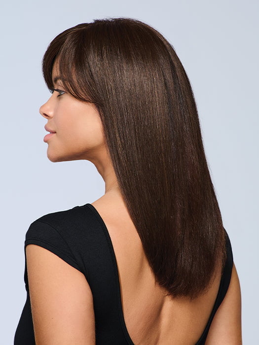 Model is wearing HD SIDE FRIDGE TOPPER in color R4/6 BLACK COFFEE | Dark Brown and Chestnut Brown Blend