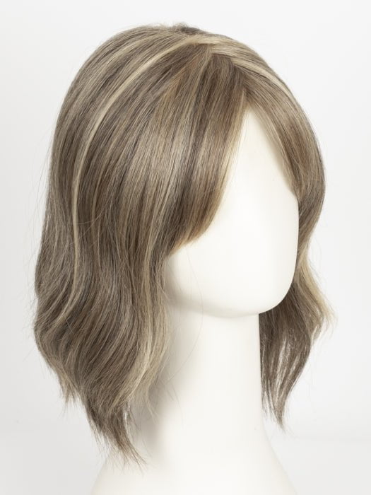24BT18 ÉCLAIR | Dark Natural Ash Blonde and Light Gold Blonde Blend with Light Gold Blonde Tips