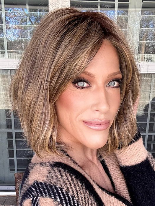 Kristyna @kristynamoore is wearing HOLLIE PETITE by JON RENAU in shade 24BT18S8 SHADED MOCHA | Medium Natural Ash Blonde & Light Natural Gold Blonde Blend, Shaded with Medium Brown