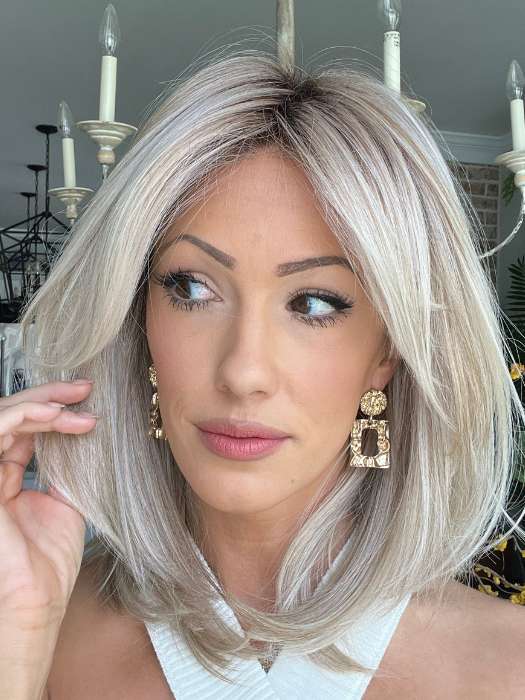 Jenna Fail @jenna_fail wearing LUNA by ELLEN WILLE in LIGHT-CHAMPAGNE-SHADED 101.23.20 | Lightest Neutral Blonde with Light Blonde and Silver White blend with light shaded roots
