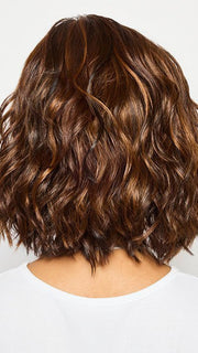 SPICED BROWN | Perfectly placed Warm Dark-Brown, Dark Reddish-Brown and Dark Golden- Brown tones create a natural, dimensional finish