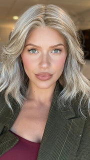 Madeline is wearing HOLLIE by JON RENAU in 101F48T MARTINI | Soft White Front, Light Brown with 75% Grey Blend with Soft White Tips